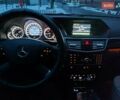 Черный Мерседес Е-Класс, объемом двигателя 2.2 л и пробегом 260 тыс. км за 13150 $, фото 44 на Automoto.ua