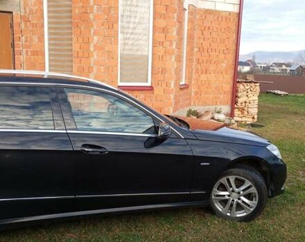 Чорний Мерседес Е-Клас, об'ємом двигуна 2.14 л та пробігом 170 тис. км за 10700 $, фото 5 на Automoto.ua