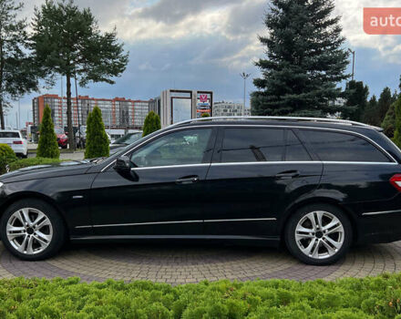 Мерседес Е-Класс 2011 в Львове на Automoto.ua Черный Мерседес Е-Класс, объемом двигателя 2.2 л и пробегом 339 тыс. км за 13250 $, фото 2 на Automoto.ua