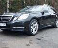 Черный Мерседес Е-Класс, объемом двигателя 2.2 л и пробегом 340 тыс. км за 13400 $, фото 1 на Automoto.ua