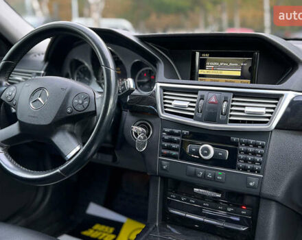 Мерседес Е-Класс 2011 в Львове на Automoto.ua Черный Мерседес Е-Класс, объемом двигателя 2.2 л и пробегом 339 тыс. км за 13250 $, фото 15 на Automoto.ua