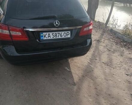 Черный Мерседес Е-Класс, объемом двигателя 2.14 л и пробегом 400 тыс. км за 12300 $, фото 3 на Automoto.ua