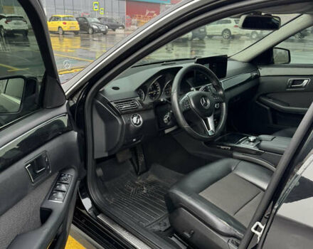 Чорний Мерседес Е-Клас, об'ємом двигуна 2.14 л та пробігом 320 тис. км за 13500 $, фото 22 на Automoto.ua