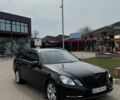 Черный Мерседес Е-Класс, объемом двигателя 2.2 л и пробегом 345 тыс. км за 11500 $, фото 1 на Automoto.ua