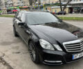 Чорний Мерседес Е-Клас, об'ємом двигуна 2.2 л та пробігом 308 тис. км за 13500 $, фото 1 на Automoto.ua