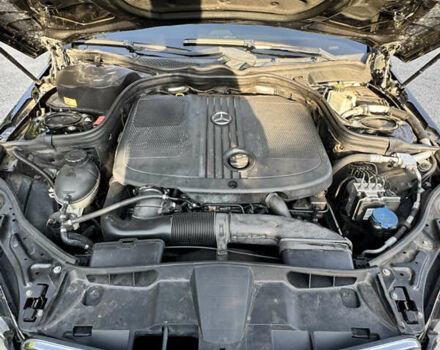 Чорний Мерседес Е-Клас, об'ємом двигуна 2.2 л та пробігом 308 тис. км за 13500 $, фото 11 на Automoto.ua