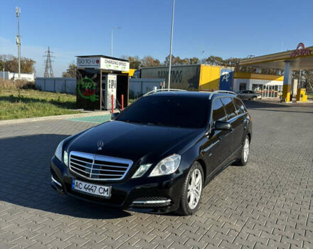 Черный Мерседес Е-Класс, объемом двигателя 2.14 л и пробегом 293 тыс. км за 14900 $, фото 6 на Automoto.ua