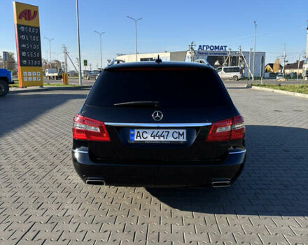 Черный Мерседес Е-Класс, объемом двигателя 2.14 л и пробегом 293 тыс. км за 14900 $, фото 3 на Automoto.ua