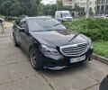 Черный Мерседес Е-Класс, объемом двигателя 2.2 л и пробегом 240 тыс. км за 12000 $, фото 1 на Automoto.ua