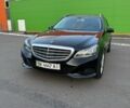 Черный Мерседес Е-Класс, объемом двигателя 2.2 л и пробегом 300 тыс. км за 12000 $, фото 1 на Automoto.ua