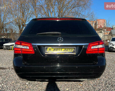 Чорний Мерседес Е-Клас, об'ємом двигуна 2.2 л та пробігом 260 тис. км за 11999 $, фото 4 на Automoto.ua