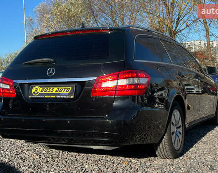 Чорний Мерседес Е-Клас, об'ємом двигуна 2.2 л та пробігом 260 тис. км за 11999 $, фото 5 на Automoto.ua
