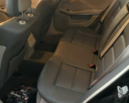 Черный Мерседес Е-Класс, объемом двигателя 2.14 л и пробегом 422 тыс. км за 14000 $, фото 5 на Automoto.ua