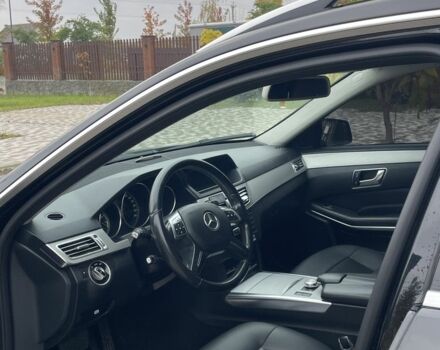 Мерседес Е-Клас 2013 у Василькове на Automoto.ua Чорний Мерседес Е-Клас, об'ємом двигуна 2.1 л та пробігом 300 тис. км за 13999 $, фото 7 на Automoto.ua
