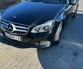 Черный Мерседес Е-Класс, объемом двигателя 2.1 л и пробегом 350 тыс. км за 15500 $, фото 1 на Automoto.ua