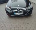 Черный Мерседес Е-Класс, объемом двигателя 2.1 л и пробегом 350 тыс. км за 15000 $, фото 6 на Automoto.ua
