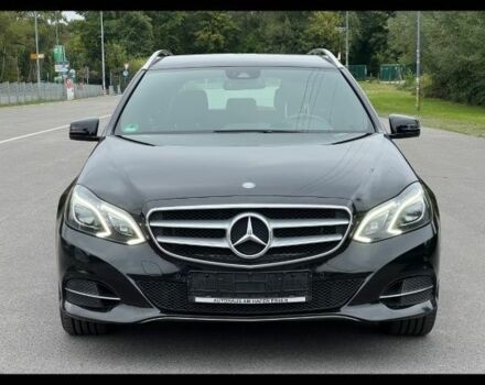 Мерседес Е-Класс 2013 в Харькове на Automoto.ua Черный Мерседес Е-Класс, объемом двигателя 3 л и пробегом 270 тыс. км за 19900 $, фото 1 на Automoto.ua