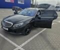 Черный Мерседес Е-Класс, объемом двигателя 2.1 л и пробегом 285 тыс. км за 15900 $, фото 6 на Automoto.ua