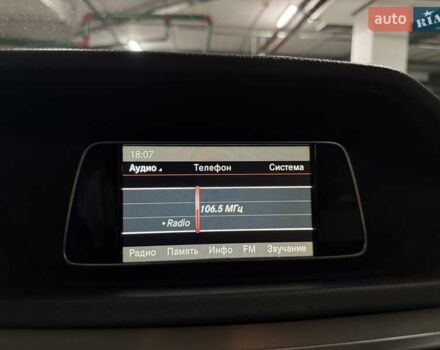 Чорний Мерседес Е-Клас, об'ємом двигуна 2.1 л та пробігом 330 тис. км за 14500 $, фото 37 на Automoto.ua
