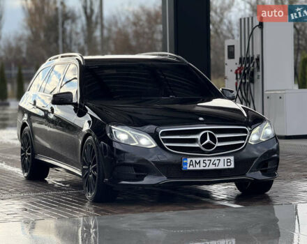 Черный Мерседес Е-Класс, объемом двигателя 2.2 л и пробегом 412 тыс. км за 9999 $, фото 9 на Automoto.ua