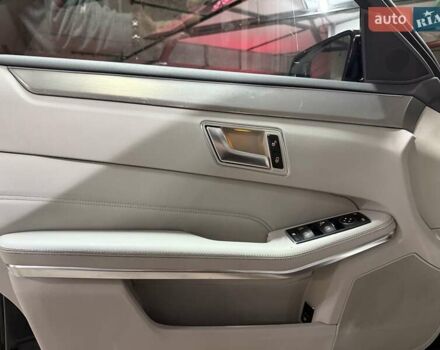 Чорний Мерседес Е-Клас, об'ємом двигуна 2.1 л та пробігом 330 тис. км за 14500 $, фото 21 на Automoto.ua