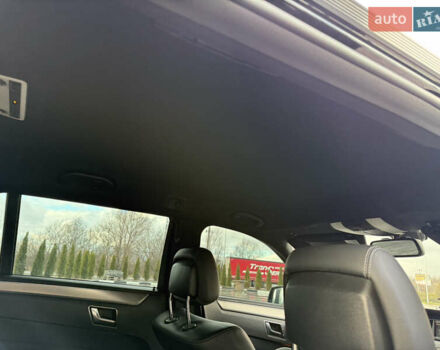 Черный Мерседес Е-Класс, объемом двигателя 2.2 л и пробегом 412 тыс. км за 9999 $, фото 29 на Automoto.ua