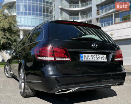 Черный Мерседес Е-Класс, объемом двигателя 2.2 л и пробегом 317 тыс. км за 15400 $, фото 7 на Automoto.ua