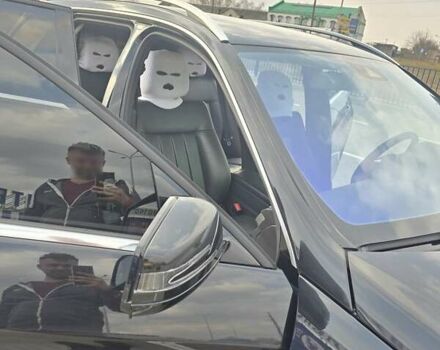 Черный Мерседес Е-Класс, объемом двигателя 2.1 л и пробегом 285 тыс. км за 15900 $, фото 20 на Automoto.ua