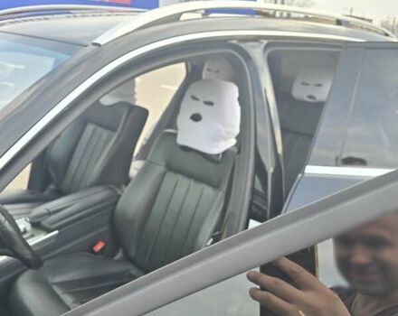 Черный Мерседес Е-Класс, объемом двигателя 2.1 л и пробегом 285 тыс. км за 15900 $, фото 21 на Automoto.ua