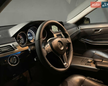 Мерседес Е-Клас 2014 у Львові на Automoto.ua Чорний Мерседес Е-Клас, об'ємом двигуна 2.14 л та пробігом 368 тис. км за 16200 $, фото 6 на Automoto.ua