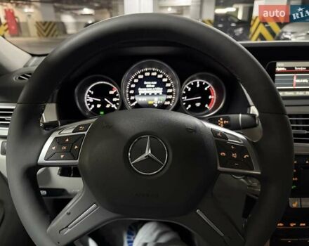 Чорний Мерседес Е-Клас, об'ємом двигуна 2.1 л та пробігом 330 тис. км за 14500 $, фото 29 на Automoto.ua