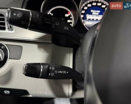 Чорний Мерседес Е-Клас, об'ємом двигуна 2.1 л та пробігом 330 тис. км за 14500 $, фото 32 на Automoto.ua