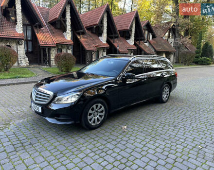 Черный Мерседес Е-Класс, объемом двигателя 2.2 л и пробегом 342 тыс. км за 13700 $, фото 6 на Automoto.ua