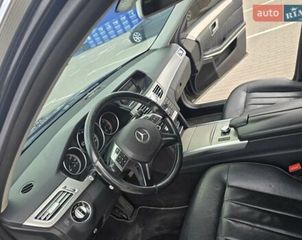 Черный Мерседес Е-Класс, объемом двигателя 2.1 л и пробегом 285 тыс. км за 15900 $, фото 23 на Automoto.ua