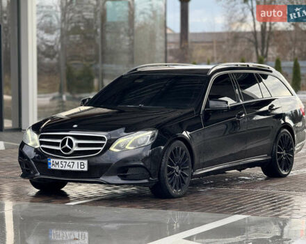 Черный Мерседес Е-Класс, объемом двигателя 2.2 л и пробегом 412 тыс. км за 9999 $, фото 1 на Automoto.ua