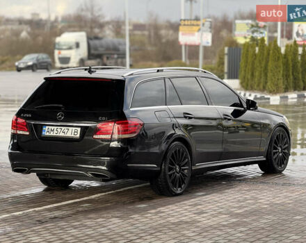 Черный Мерседес Е-Класс, объемом двигателя 2.2 л и пробегом 412 тыс. км за 9999 $, фото 12 на Automoto.ua
