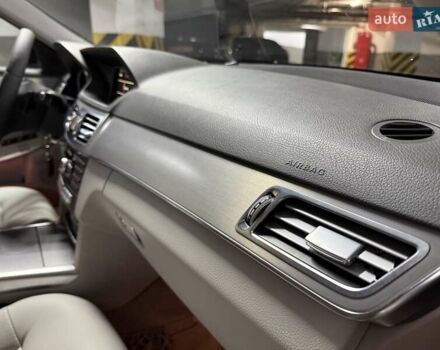 Чорний Мерседес Е-Клас, об'ємом двигуна 2.1 л та пробігом 330 тис. км за 14500 $, фото 52 на Automoto.ua
