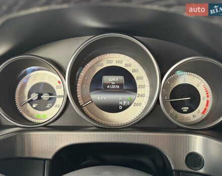 Черный Мерседес Е-Класс, объемом двигателя 2.2 л и пробегом 412 тыс. км за 9999 $, фото 33 на Automoto.ua