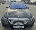 Черный Мерседес Е-Класс, объемом двигателя 2.1 л и пробегом 285 тыс. км за 15900 $, фото 7 на Automoto.ua