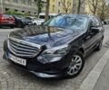 Черный Мерседес Е-Класс, объемом двигателя 2 л и пробегом 287 тыс. км за 9300 $, фото 1 на Automoto.ua
