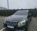 Черный Мерседес Е-Класс, объемом двигателя 2.14 л и пробегом 414 тыс. км за 14000 $, фото 1 на Automoto.ua