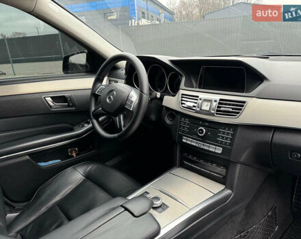 Чорний Мерседес Е-Клас, об'ємом двигуна 2.14 л та пробігом 428 тис. км за 11800 $, фото 54 на Automoto.ua
