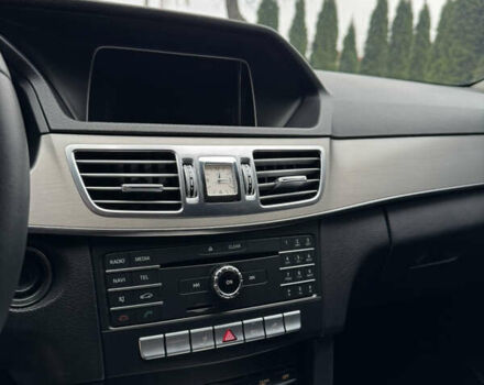 Черный Мерседес Е-Класс, объемом двигателя 2.14 л и пробегом 429 тыс. км за 14500 $, фото 33 на Automoto.ua