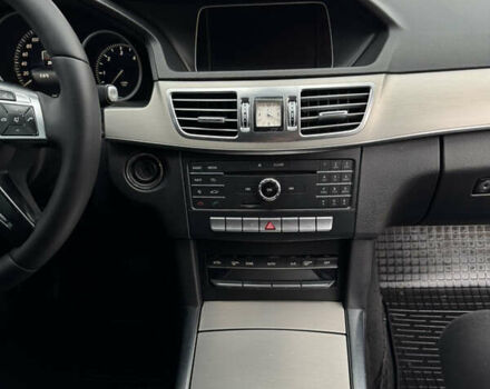 Черный Мерседес Е-Класс, объемом двигателя 2.14 л и пробегом 429 тыс. км за 14500 $, фото 44 на Automoto.ua