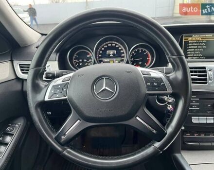 Чорний Мерседес Е-Клас, об'ємом двигуна 2.14 л та пробігом 219 тис. км за 15990 $, фото 13 на Automoto.ua