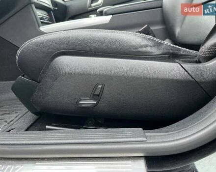 Чорний Мерседес Е-Клас, об'ємом двигуна 2.14 л та пробігом 219 тис. км за 15990 $, фото 14 на Automoto.ua