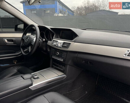 Чорний Мерседес Е-Клас, об'ємом двигуна 2.14 л та пробігом 429 тис. км за 14900 $, фото 26 на Automoto.ua