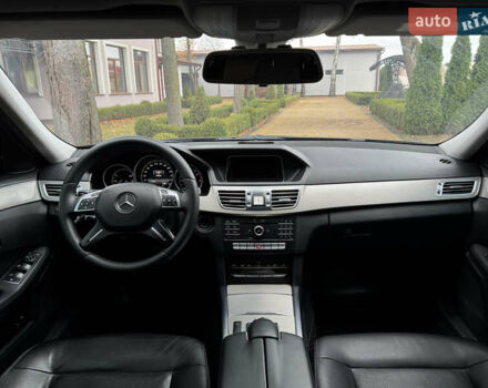 Черный Мерседес Е-Класс, объемом двигателя 2.14 л и пробегом 429 тыс. км за 14500 $, фото 47 на Automoto.ua