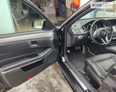 Черный Мерседес Е-Класс, объемом двигателя 2.2 л и пробегом 240 тыс. км за 17950 $, фото 46 на Automoto.ua