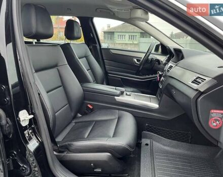 Чорний Мерседес Е-Клас, об'ємом двигуна 2.14 л та пробігом 219 тис. км за 15990 $, фото 11 на Automoto.ua